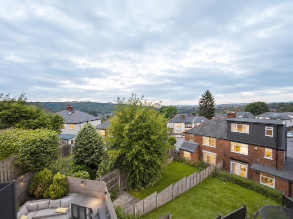 3 bed Semi-Detached to rent Image 8