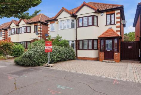 Elmcroft Avenue, Wanstead