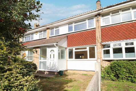 Chilham Close, Eversley, Pitsea, Basildon, SS13