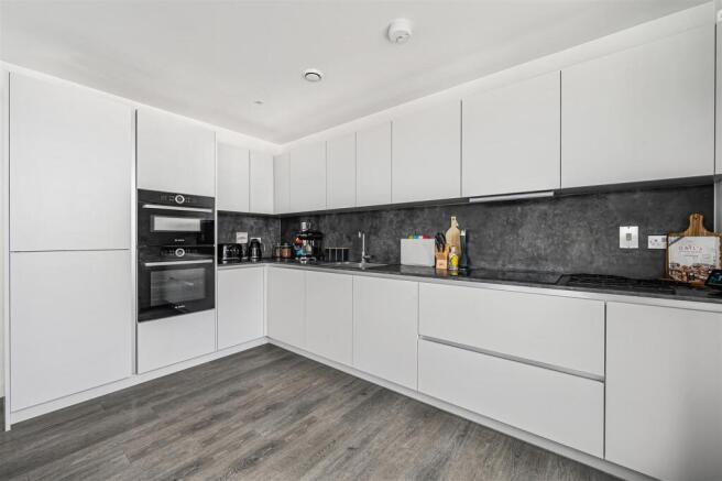 29 Pembrey Court.8.jpg