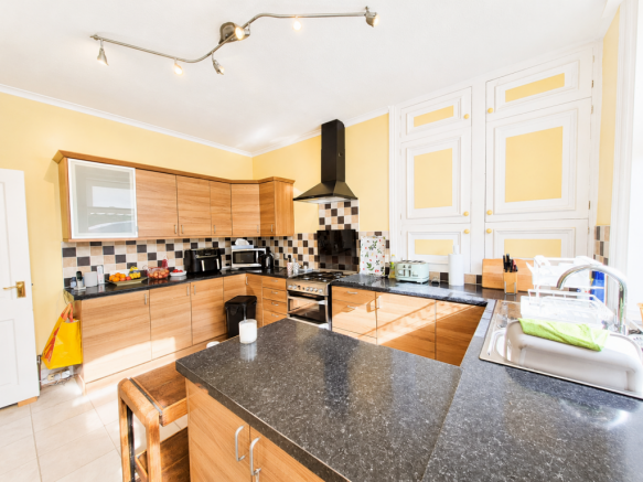 4 bed End of Terrace for sale Image 4