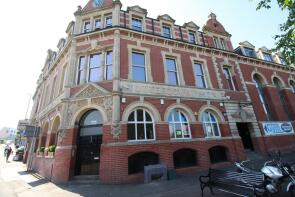 Flat 2, The Bank, Bushy Park, Totterdown, Bristol BS4 2AD