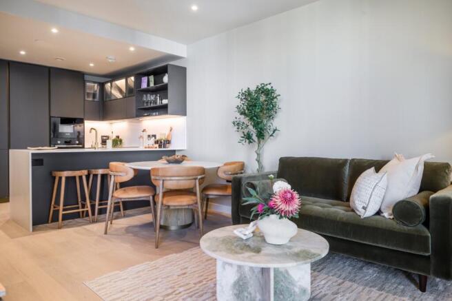 Living & Kitchen