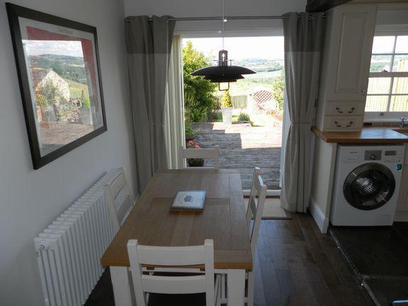 dining 2