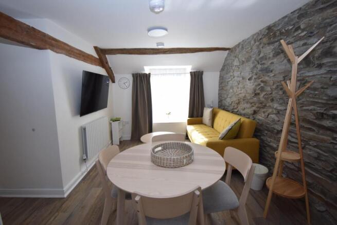 Open Plan Kitchen / Living Room