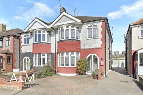 Naseby Road, Clayhall