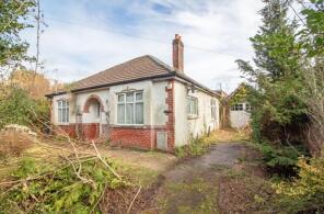 88, Lovedean Lane, Waterlooville PO8 9SS