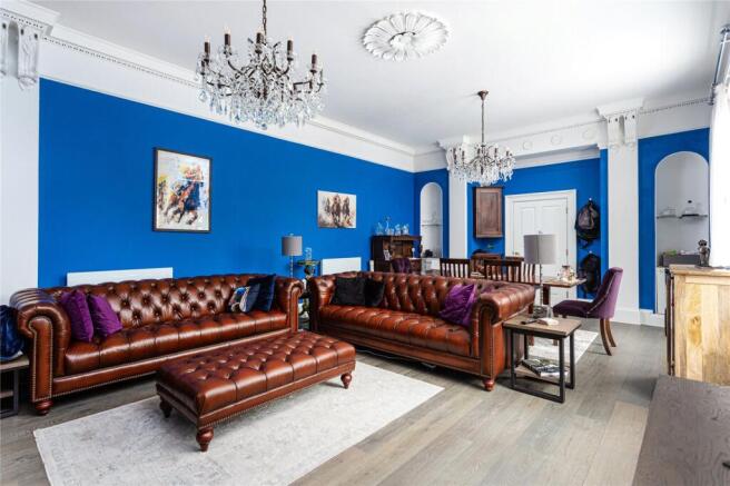 Sitting/Dining Room