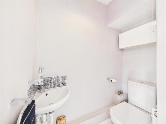 3 bed Detached for sale Image 7