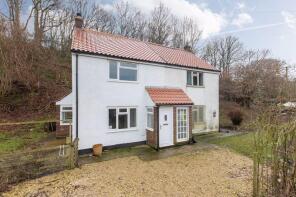 2, Suspension Bridge, Sneaton Lane, Ruswarp, Whitby YO22 5HN