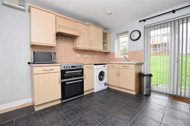 2 bed Semi-Detached for sale Image 4