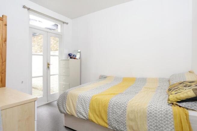 65 Tyneham Road f...