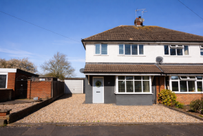 27, Vicarage Close, Leicester LE9 2AS