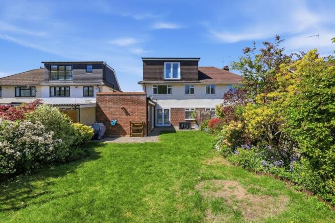 Abbots Close, Brentwood, Essex, CM15 photo 4