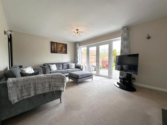 Sizeable Living Room 205