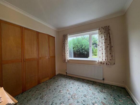 3 bed Detached Bungalow for sale Image 10
