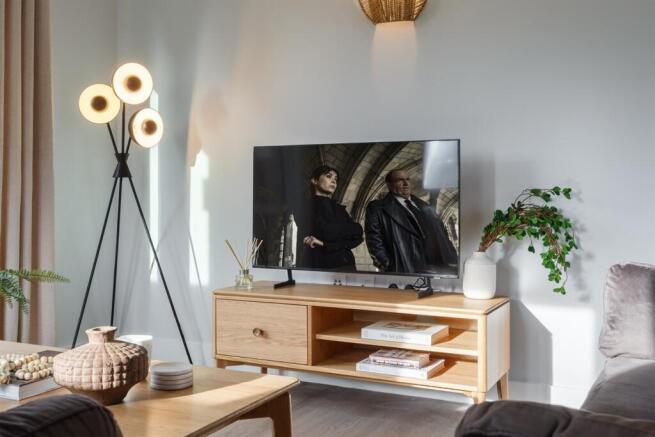 3 bed Detached to rent Image 5