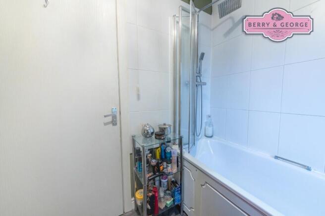FAMLY BATHROOM