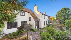 2, Higgs Lane, Bagshot GU19 5DP