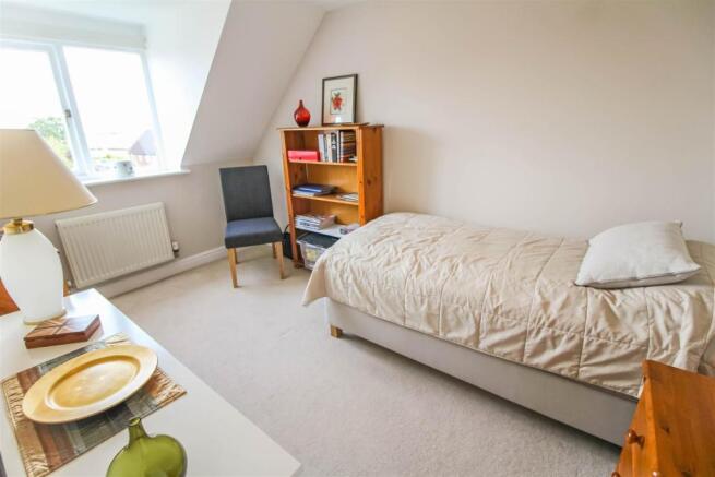 HighfieldBed4.JPG