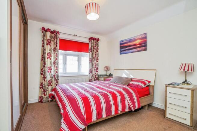 3 bed Detached for sale Image 8