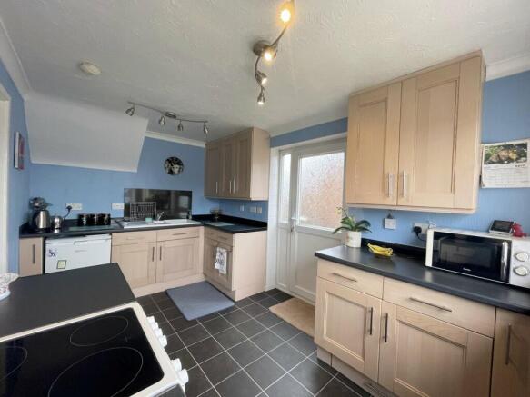 Fitted Kitchen