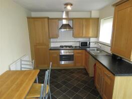 37, Kenninghall View, Sheffield S2 3WX