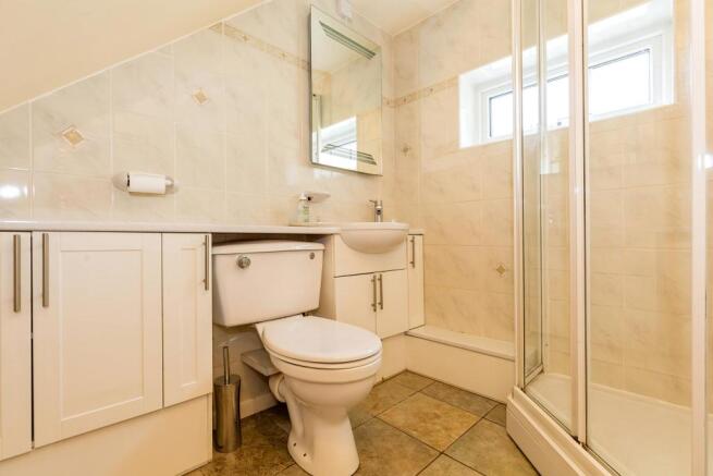 Gf Shower Room