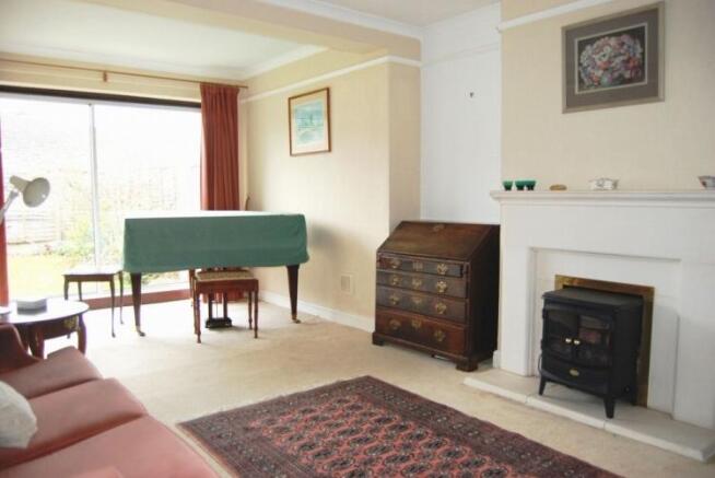 Extended Lounge Image 2