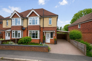 8, Shaggs Meadow, Lyndhurst SO43 7BN