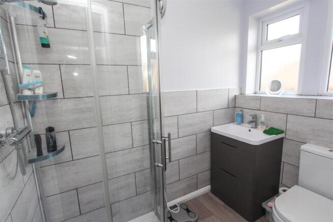 Shower Room.jpg