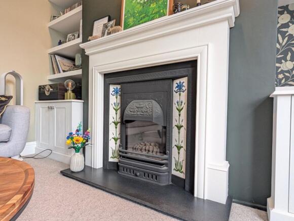4 bed Terraced for sale Image 4