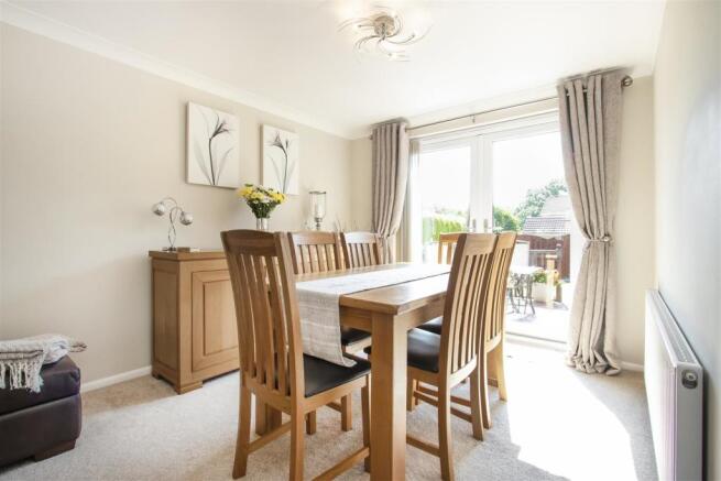Dining Area.jpg