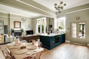 Second Floor Flat, 1, Chantry Road, Clifton, Bristol BS8 2QF