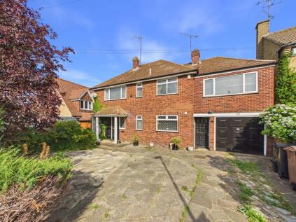 Erleigh Court Drive, Earley, RG6