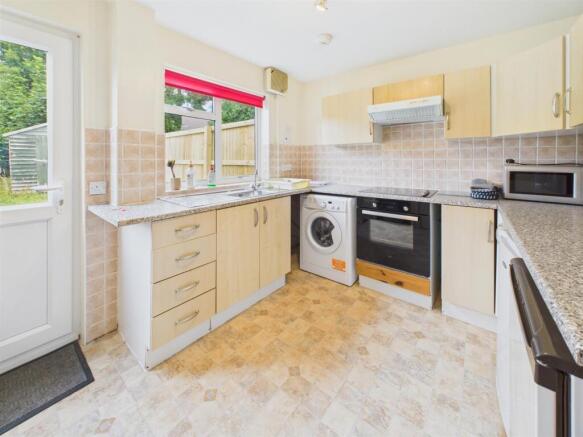 CAM03789G0-PR0079-ST