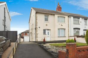 21, The Oval, Seacroft, Leeds LS14 6BA