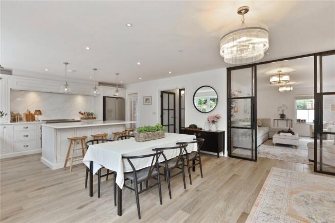 Kitchen/Dining