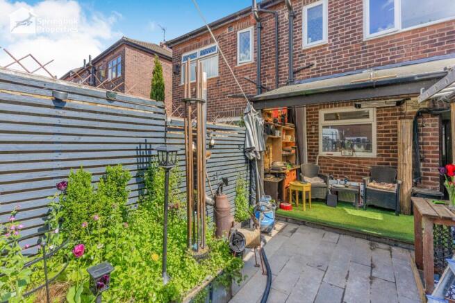 2 bed Terraced for sale Image 10
