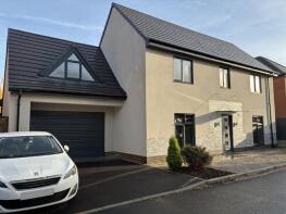 5, Cornwall Drive, Nottingham NG10 2GR