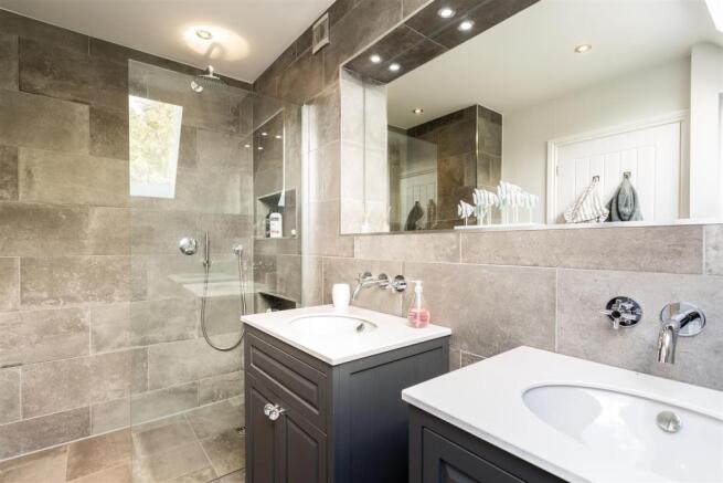 En suite 1
