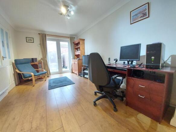 Photo 16