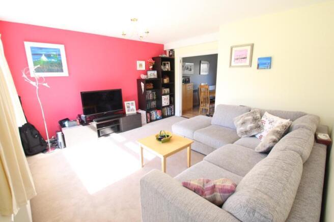 Lounge 2