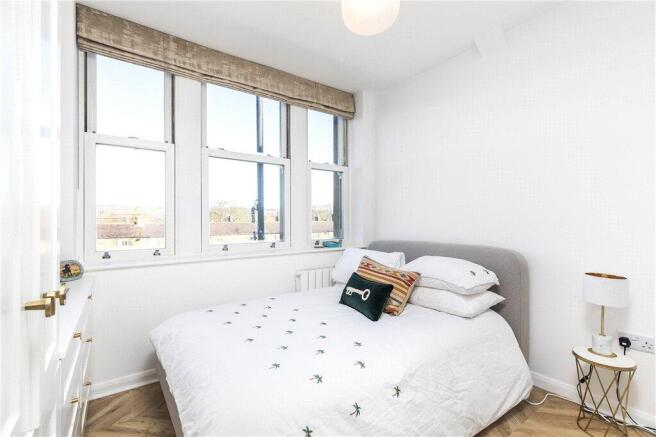 1 bed Apartment for sale Image 12