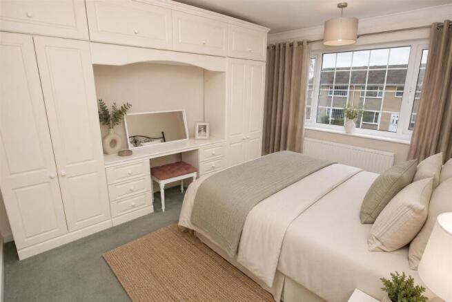 3 bed Semi-Detached for sale Image 9