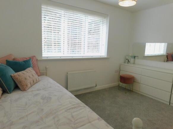 33 OXFORD CLOSE (15)