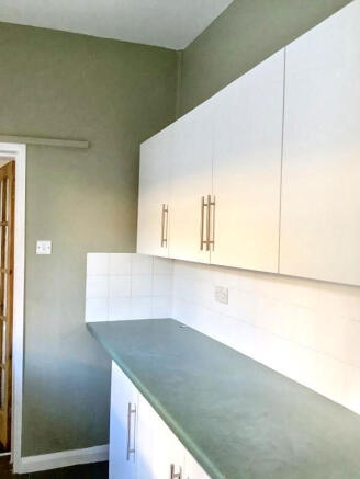 4 bed Terraced for sale Image 9