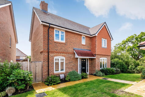 Surtees Drive, Edenbridge, Kent