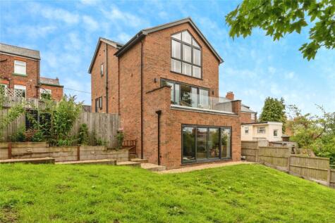 St. Albans Road, Tanyfron, Wrexham, LL11