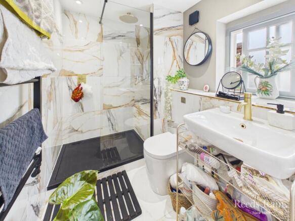 2 bed Terraced for sale Image 8